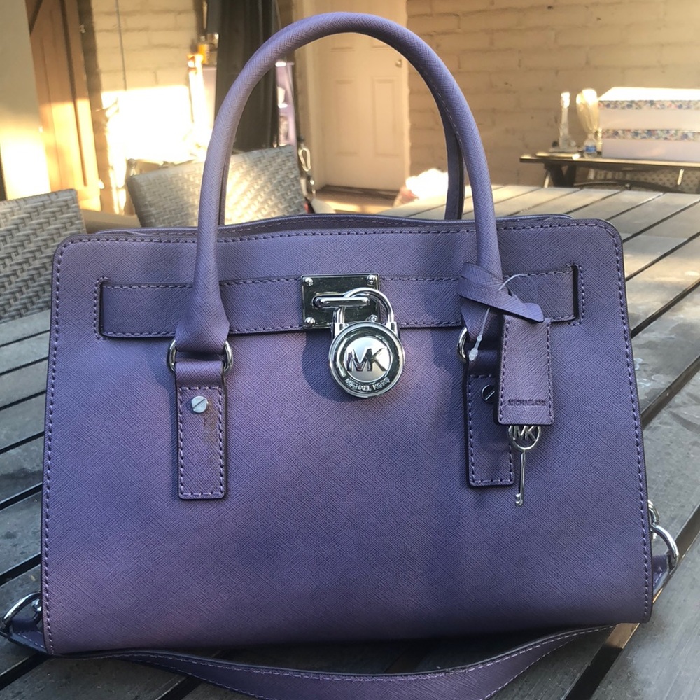 BRAND NEW MICHAEL KORS BAG!!